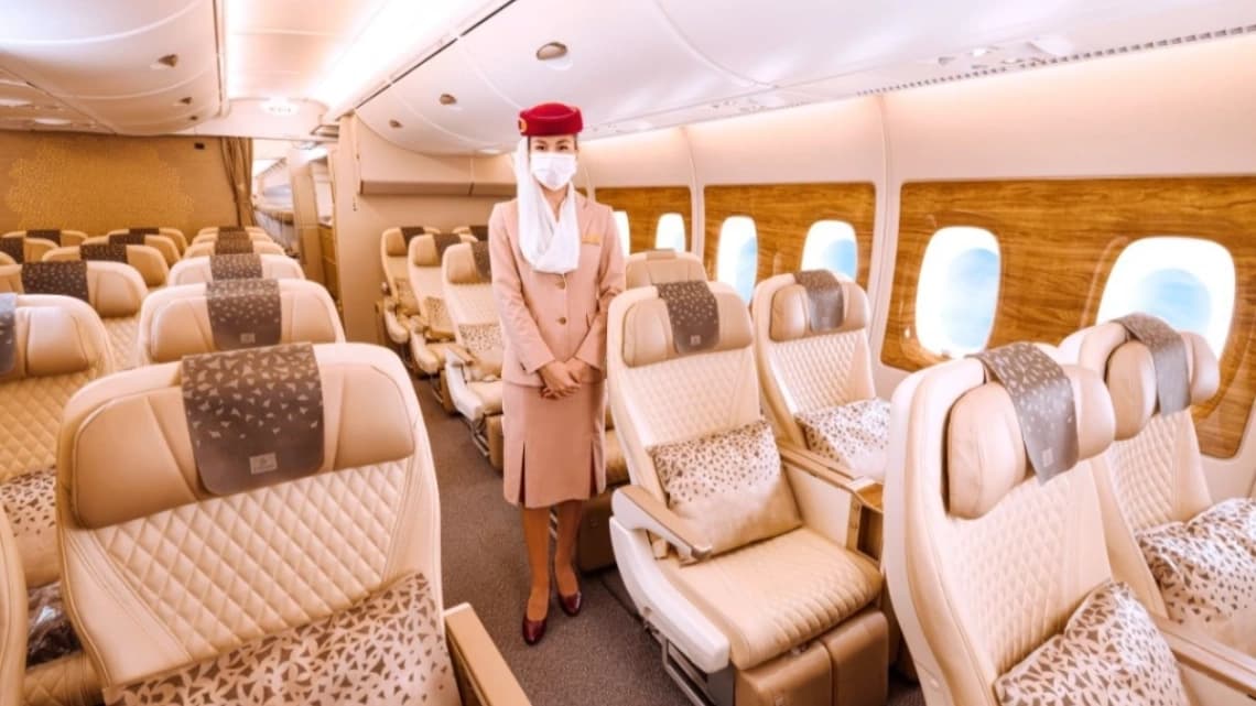 صورة تعبيرية.. الدرجة السياحية الممتازة في طيران الإمارات 
