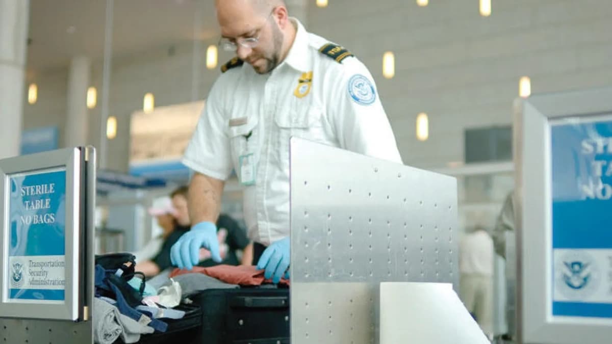 صورة تعبيرية عن أمن المطارات 