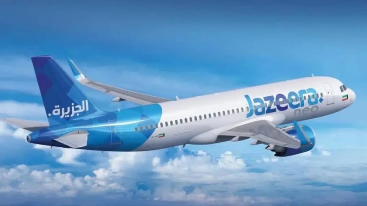 طائرة تابعة لأسطول شركة طيران الجزيرة 