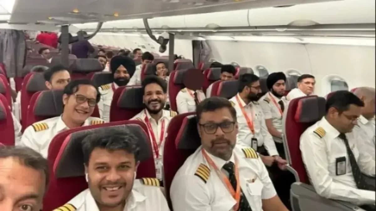 رحلة استثنائية من مطار دبي الدولي تحمل 100 طيار هندي وسط قيود المجال الجوي بالشرق الأوسط