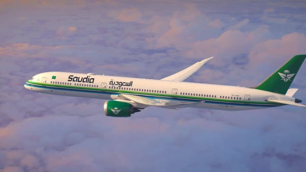 عاجل: تمديد إلغاء رحلات الخطوط السعودية إلى 8 وجهات.. التفاصيل والموعد