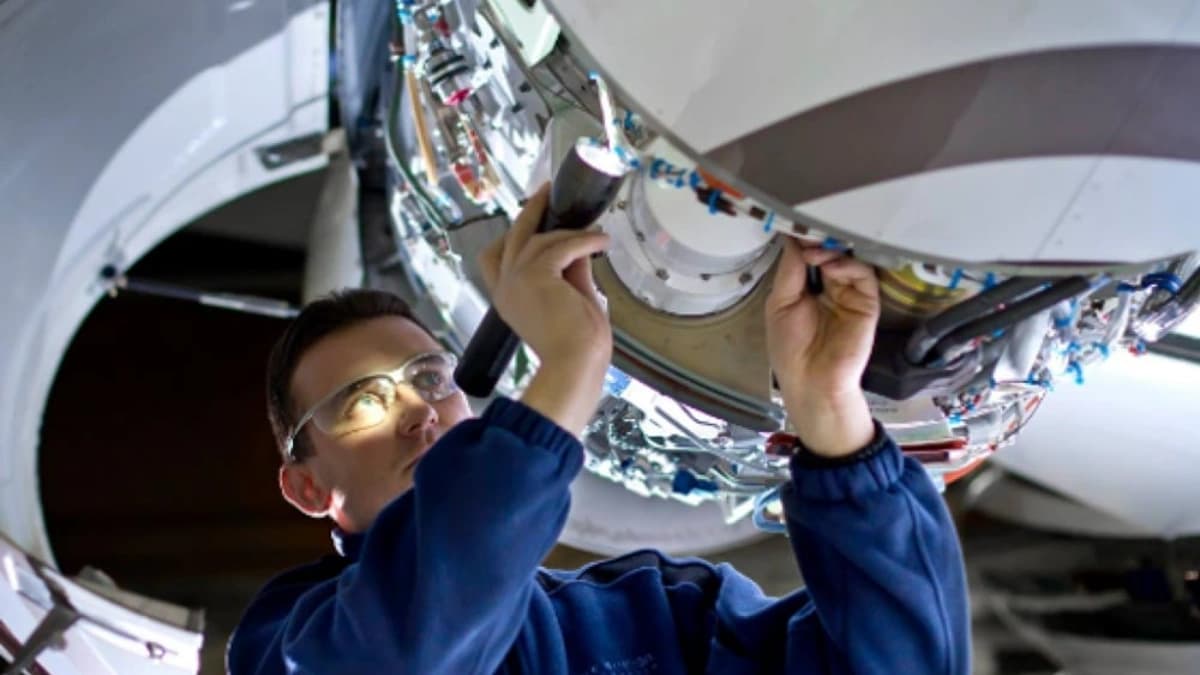 شقوق إجهاد المعدن في الطائرات وتأثيرها على سلامة الطيران