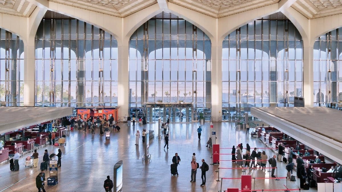 هل مطارات الدمام مفتوحة الآن؟ تعرف على أحدث الرحلات الجوية التي انطلقت اليوم 