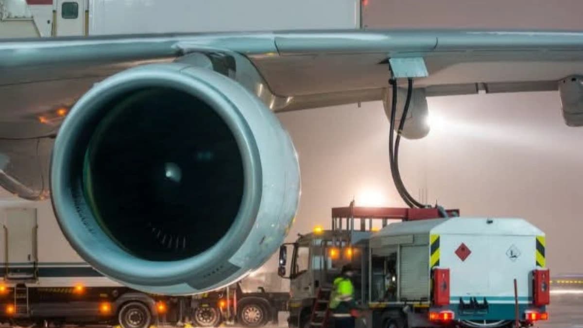 ماهو ️الوقود المستخدم في الطائرات؟ الخصائص وآلية العمل داخل محرك الطائرة