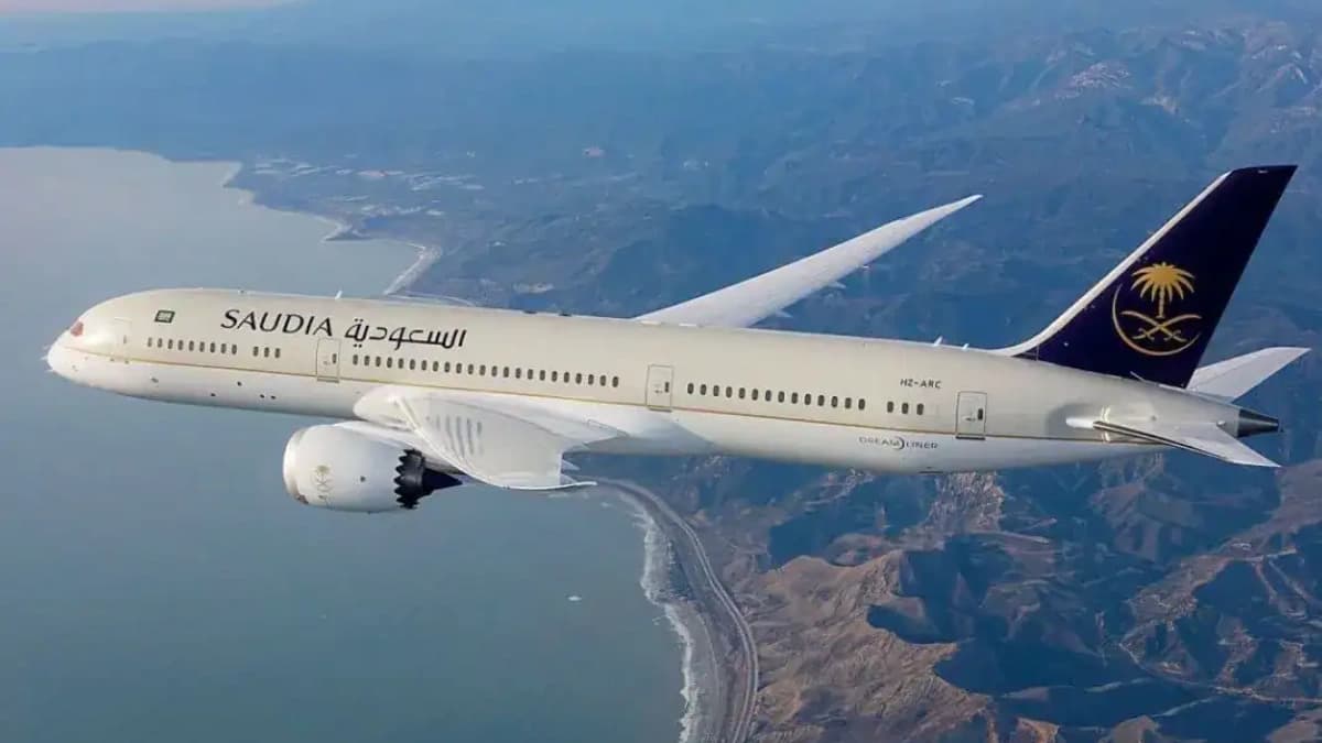 هل المجال الجوي السعودي مفتوح اليوم؟ آخر تحديث لحركة الرحلات في مطارات السعودية