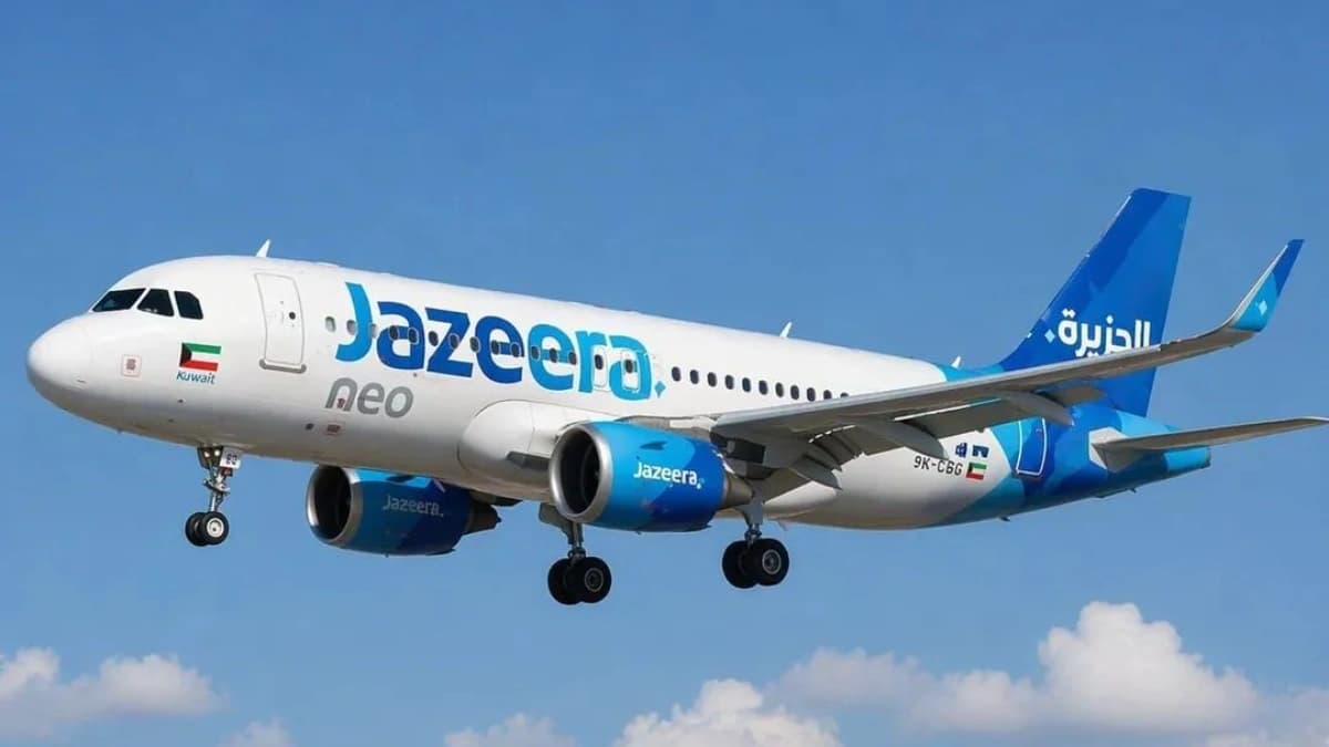 طائرة تابعة لشركة طيران الجزيرة 