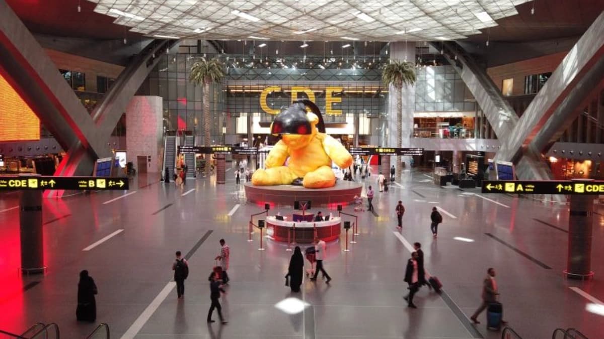 مطار حمد الدولي في قطر 