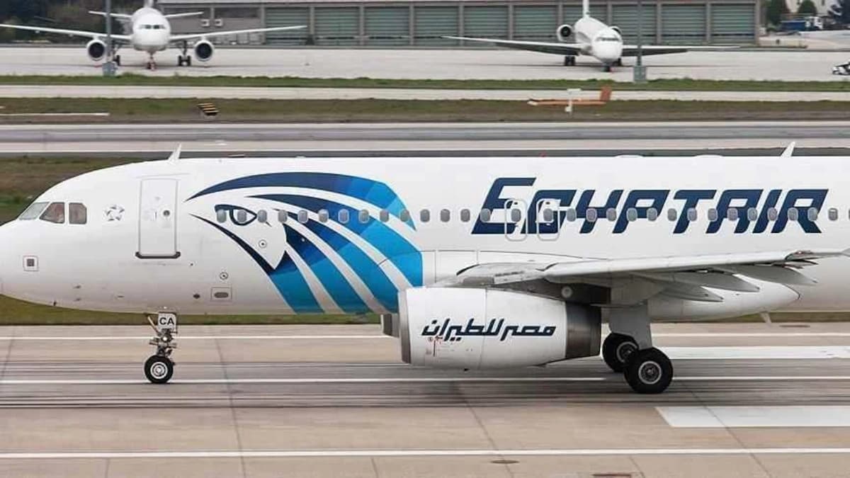 عاجل: مصر للطيران تعلق رحلاتها إلى مطارات الإمارات