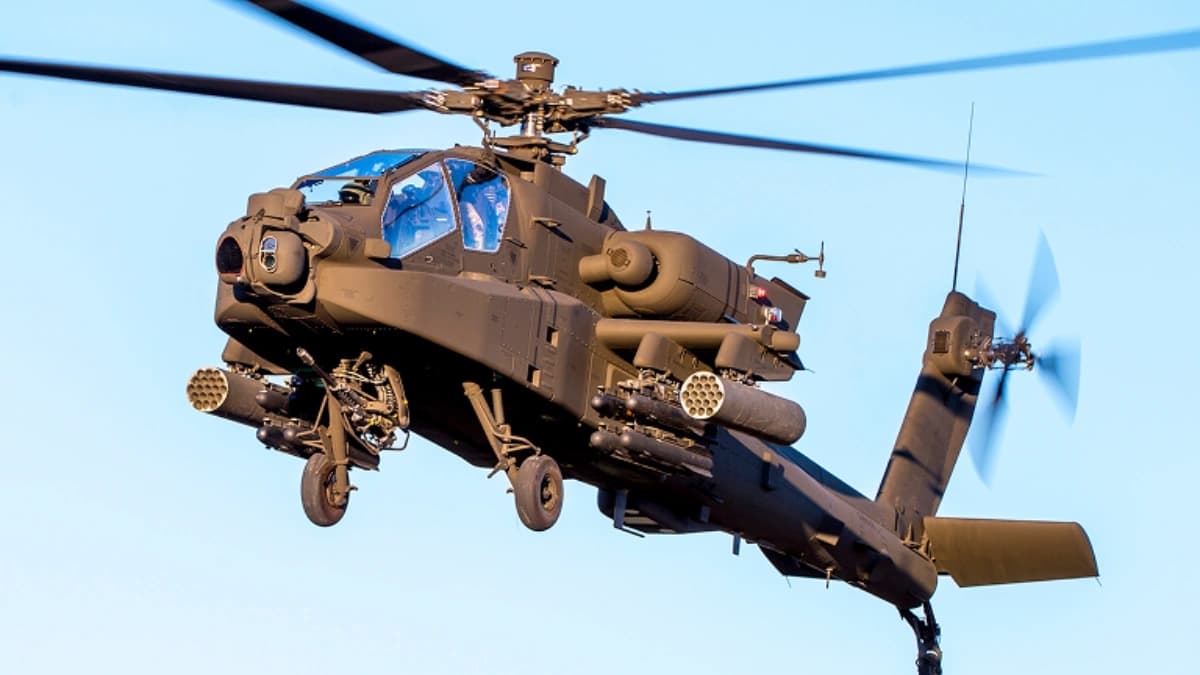 بوينغ تطور طائرة AH-64E أباتشي.. دبابة جوية تسيطر على ساحة المعركة