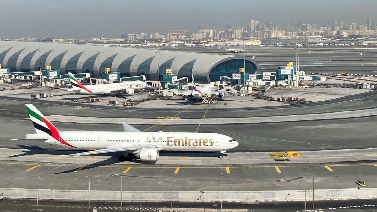 هل مطار دبي مفتوح اليوم؟ تحديث حركة الطيران في الإمارات في ظل التطورات الجديدة